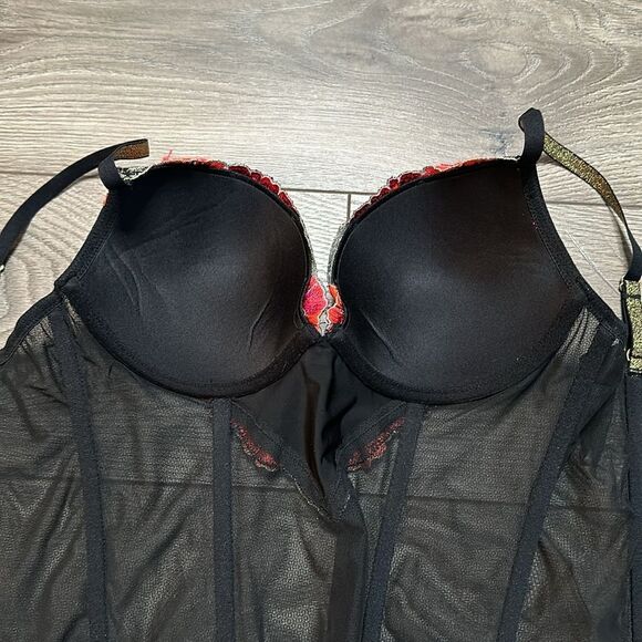 Victoria’s Secret Embroidered Push Up Garter Slip Red And Black Size 34C - Picture 9 of 12